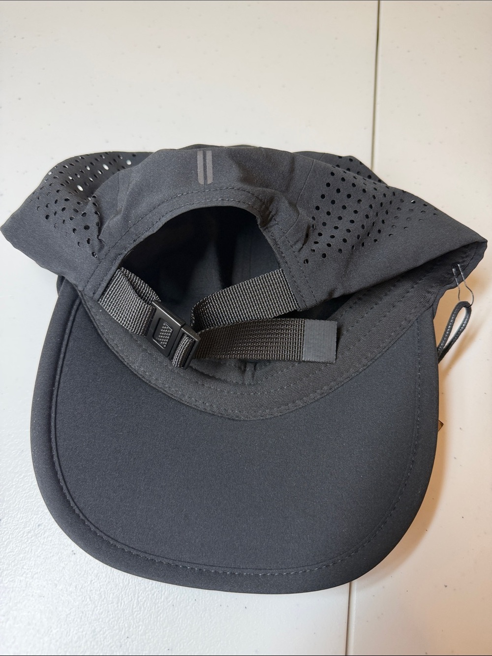 NOBULL Black Logo Lightweight Performance hat, NWT - Picture 5 of 7